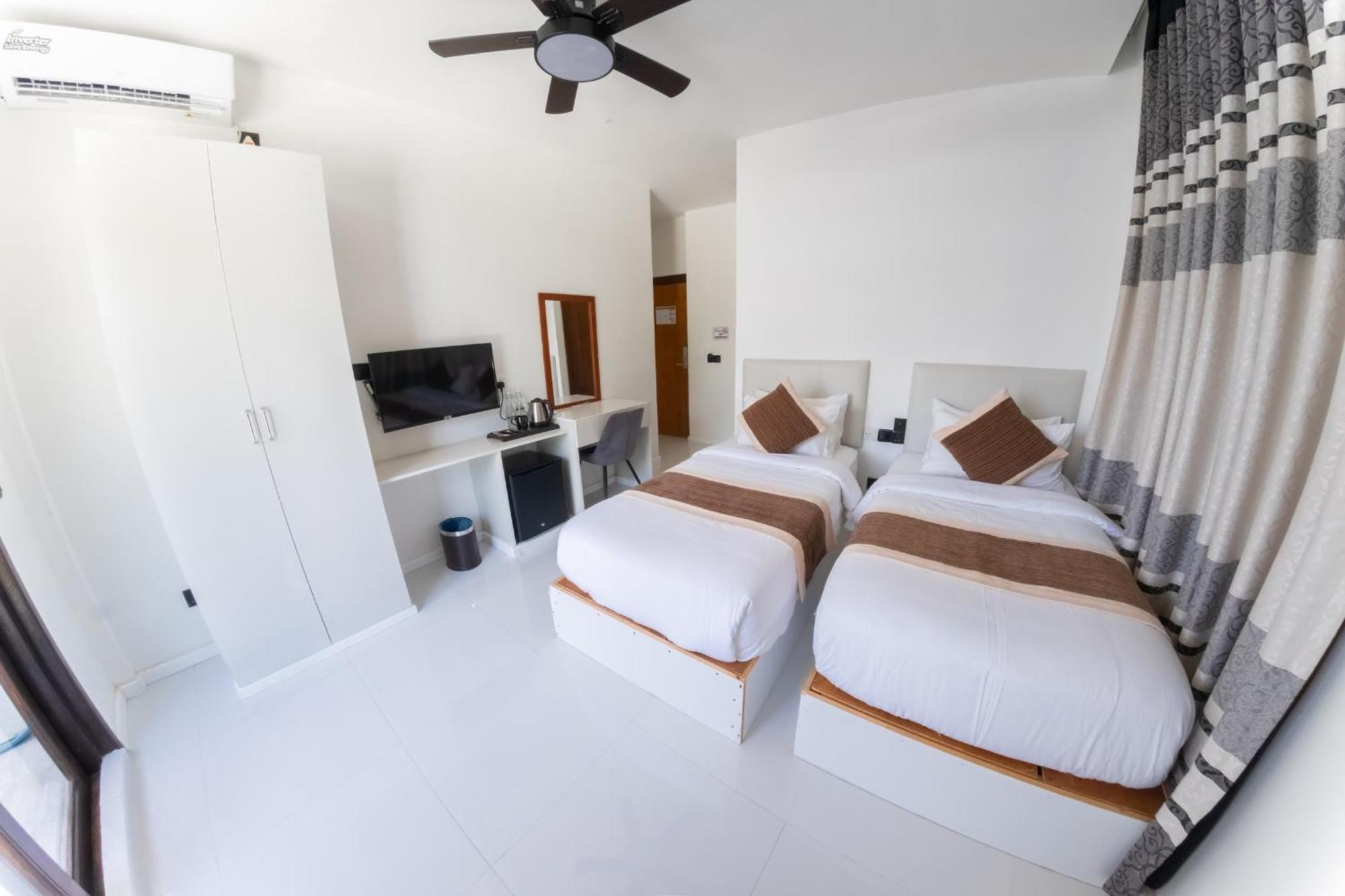 Heron Beach Hotel - The Best Maldivian Getaway In Dhiffushi,Maldives Exterior photo